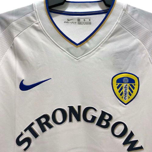 CAMISA VERSÃO RETRÔ LEEDS UNITED I 2000/01