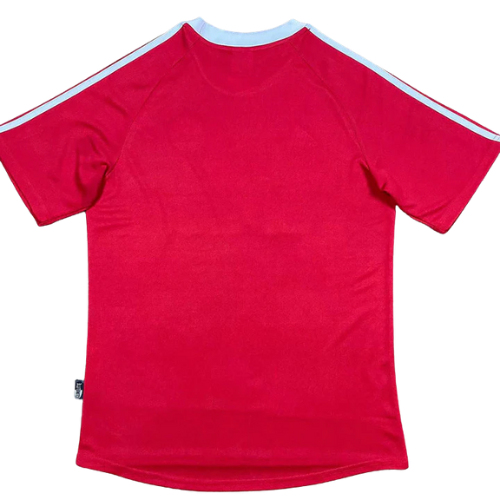 CAMISA VERSÃO RETRÔ BAYERN DE MUNIQUE I 2001/02