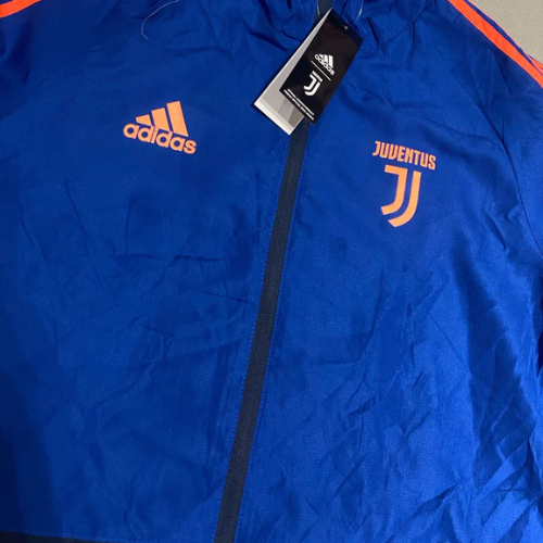 JAQUETA COM CAPUZ JUVENTUS 2021/22