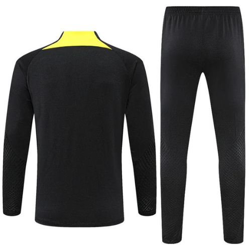 CONJUNTO TREINO PSG JAQUETA+CALÇA - PRETO/AMARELO 2022/23