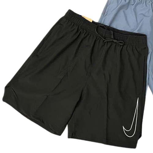 SHORTS NIKE PRETO