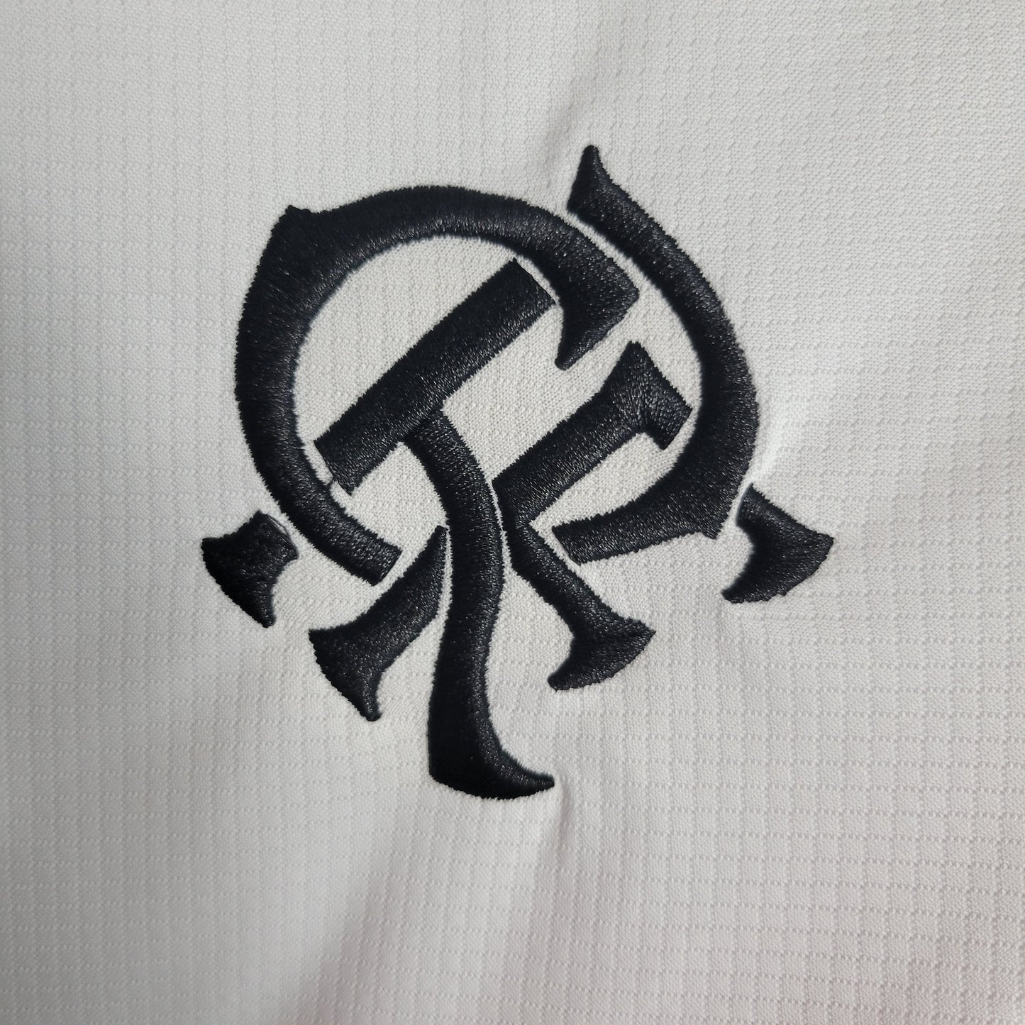 KIT INFANTIL FLAMENGO TREINO BRANCO - 2023/24