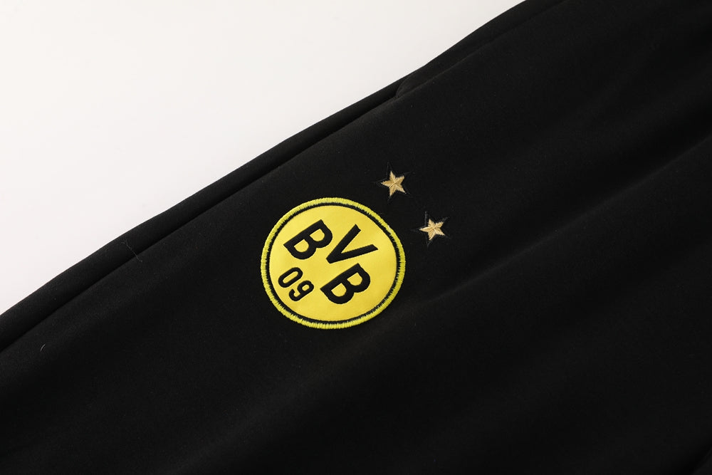 CONJUNTO TREINO BORUSSIA DORTMUND JAQUETA COM CAPUZ+CALÇA - PRETO 2023/24