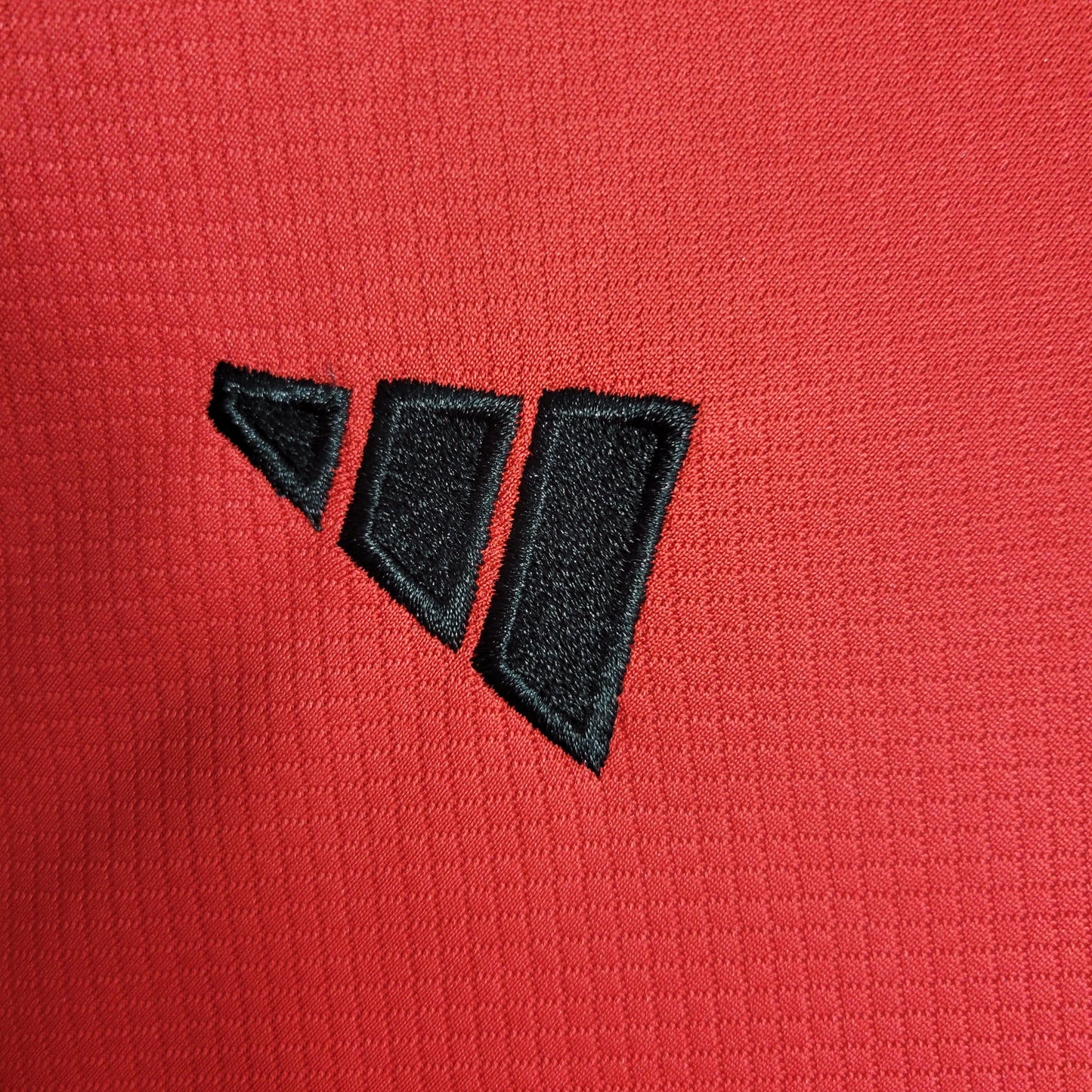 KIT INFANTIL FLAMENGO TREINO VERMELHA - 2023/24