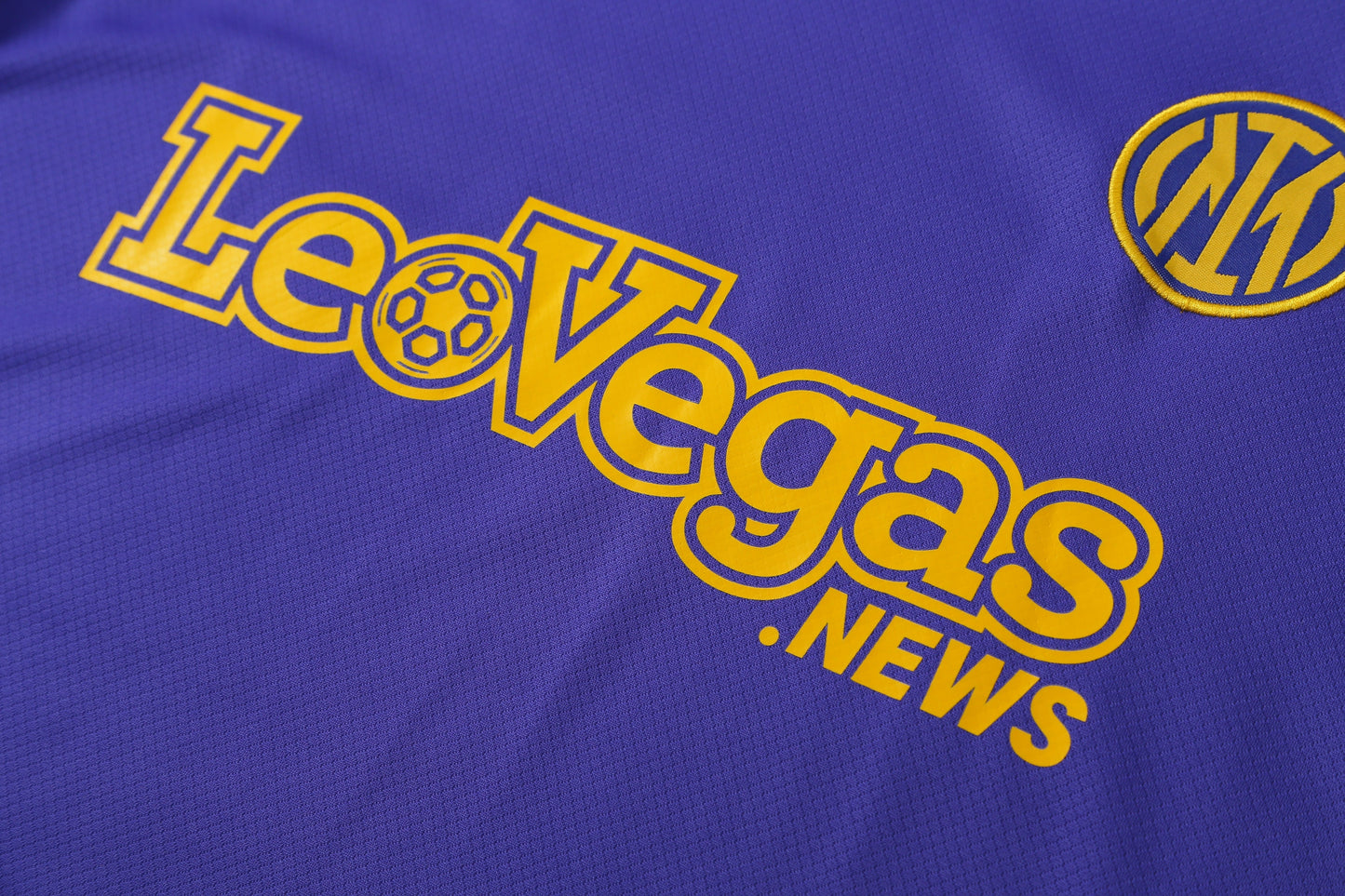 CONJUNTO TREINO INTER DE MILÃO CAMISA+SHORT - ROXO 2023/24