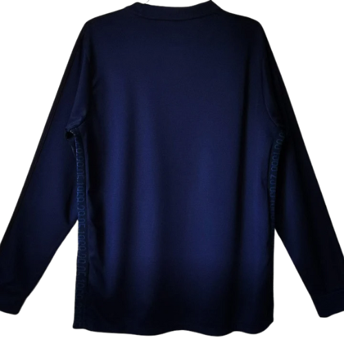 CAMISA VERSÃO RETRÔ MANCHESTER UNITED ANIVERSÁRIO 1968/69