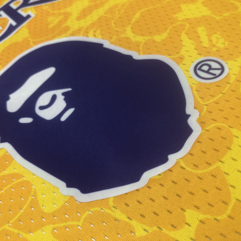 REGATA NBA BAPE X LAKERS MITCHELL & NESS