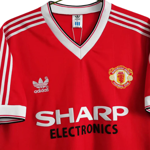 CAMISA VERSÃO RETRÔ MANCHESTER UNITED I 1983/84