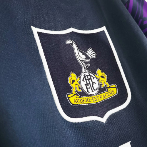 CAMISA VERSÃO RETRÔ TOTTENHAM II 1994/95