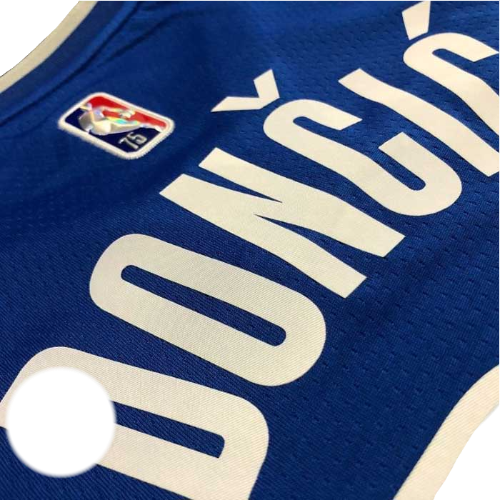 REGATA NBA DALLAS MAVERICKS ICON EDIÇÃO 75 ANOS LUKA DONCIC AZUL