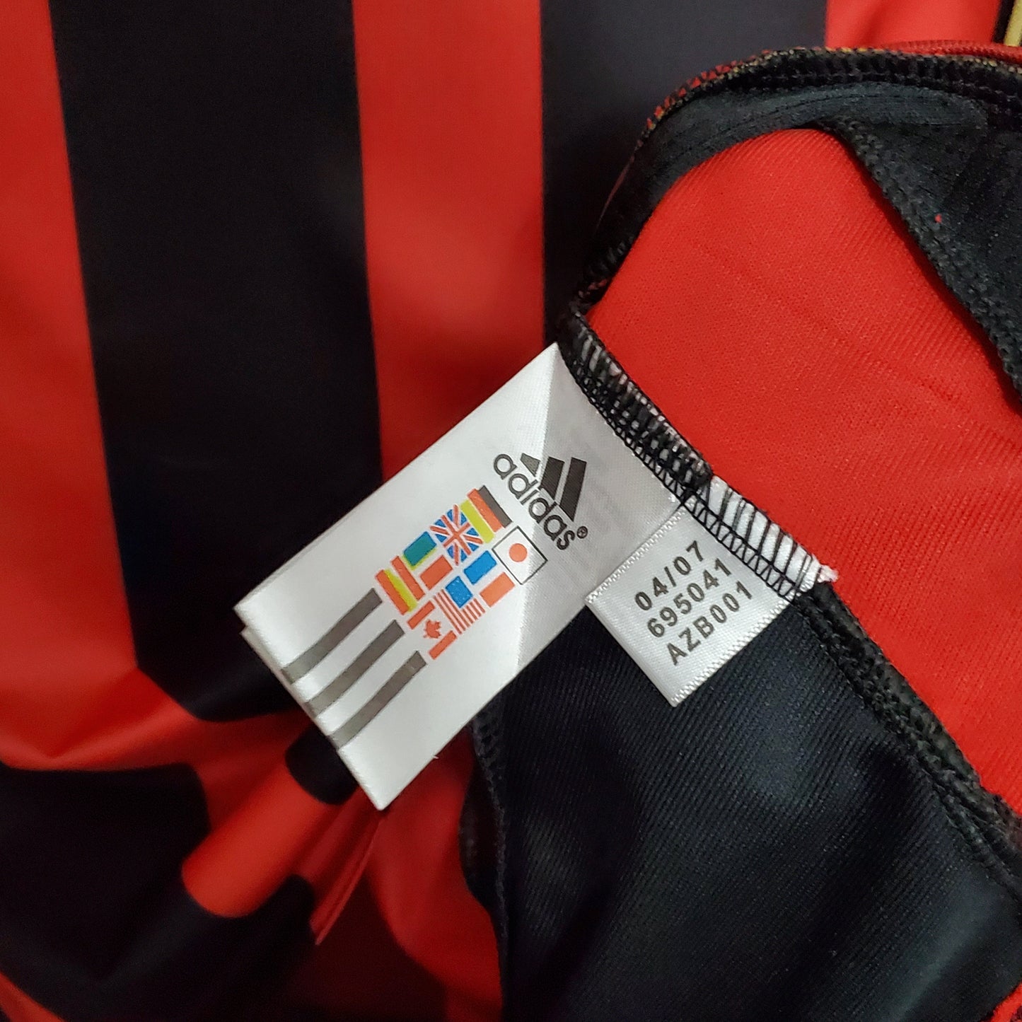 CAMISA MANGA LONGA VERSÃO RETRÔ MILAN I 2006/07