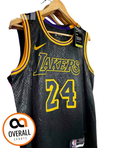 REGATA NBA LOS ANGELES LAKERS BLACK MAMBA KOBE BRYANT 24 PRETA