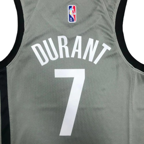 REGATA NBA BROOKLYN NETS EDIÇÃO 75 ANOS 21/22 KEVIN DURANT CINZA