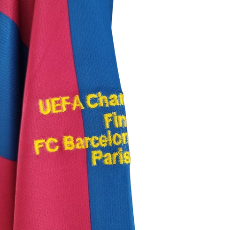 CAMISA MANGA LONGA VERSÃO RETRÔ BARCELONA I 2005/06