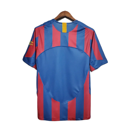 CAMISA VERSÃO RETRÔ BARCELONA I 2005/06