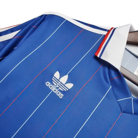CAMISA VERSÃO RETRÔ FRANÇA I 1982/83