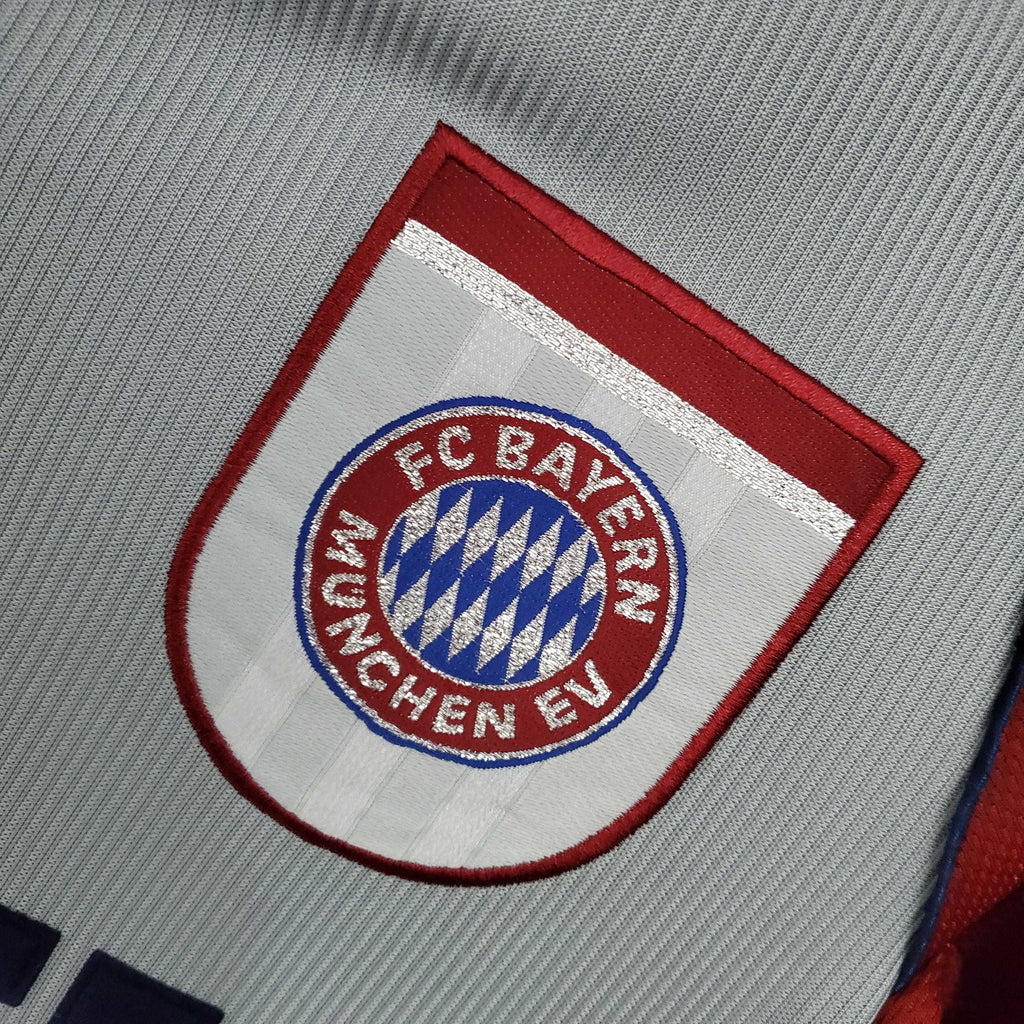 CAMISA BAYERN DE MUNIQUE RETRÔ 1998/1999 VERMELHA E CINZA