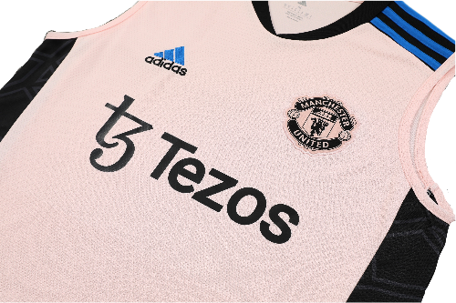 CONJUNTO TREINO MANCHESTER UNITED REGATA+SHORT - BEGE/AZUL 2023/24