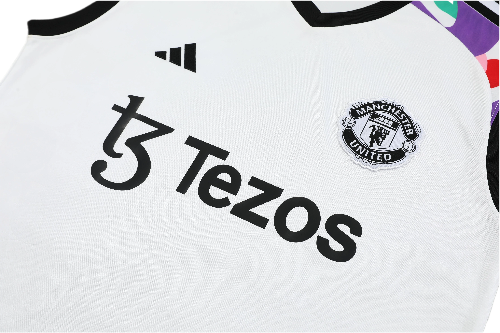 CONJUNTO TREINO MANCHESTER UNITED REGATA+SHORT - BRANCO 2022/23